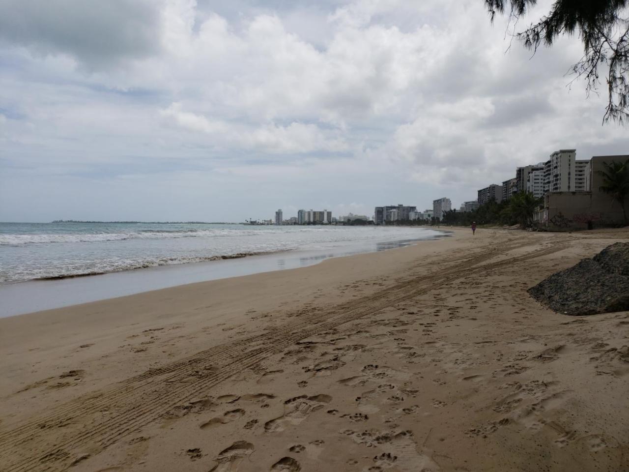 サンジョアンBeach Front Apt Isla Verde 3アパートメント エクステリア 写真